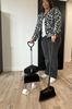 Tilting airport shovel