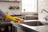 Red sponge pad scraping by Spontex 10