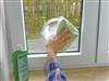 Window cleaning rust stains and lime rubout Unger
