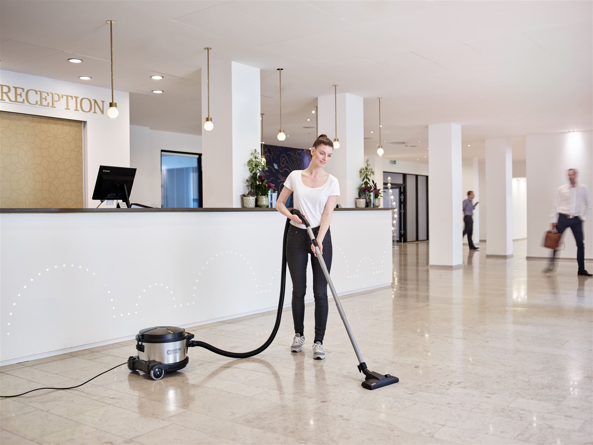 Nilfisk VP930 vacuum cleaner promo Voussert