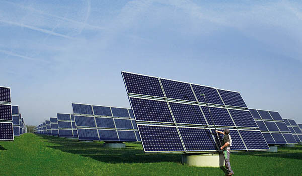 Solar panel cleaning: cost, frequency and pure water technology